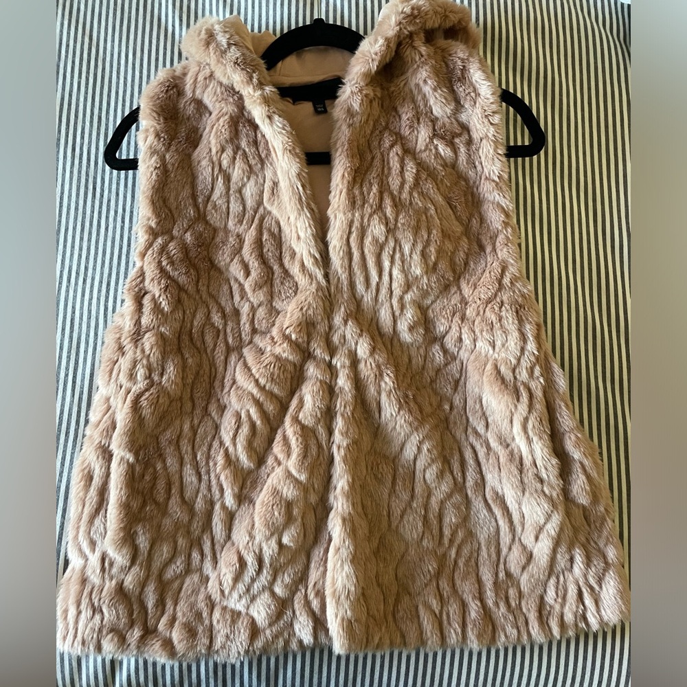 Pink Fur vest (fake fur)